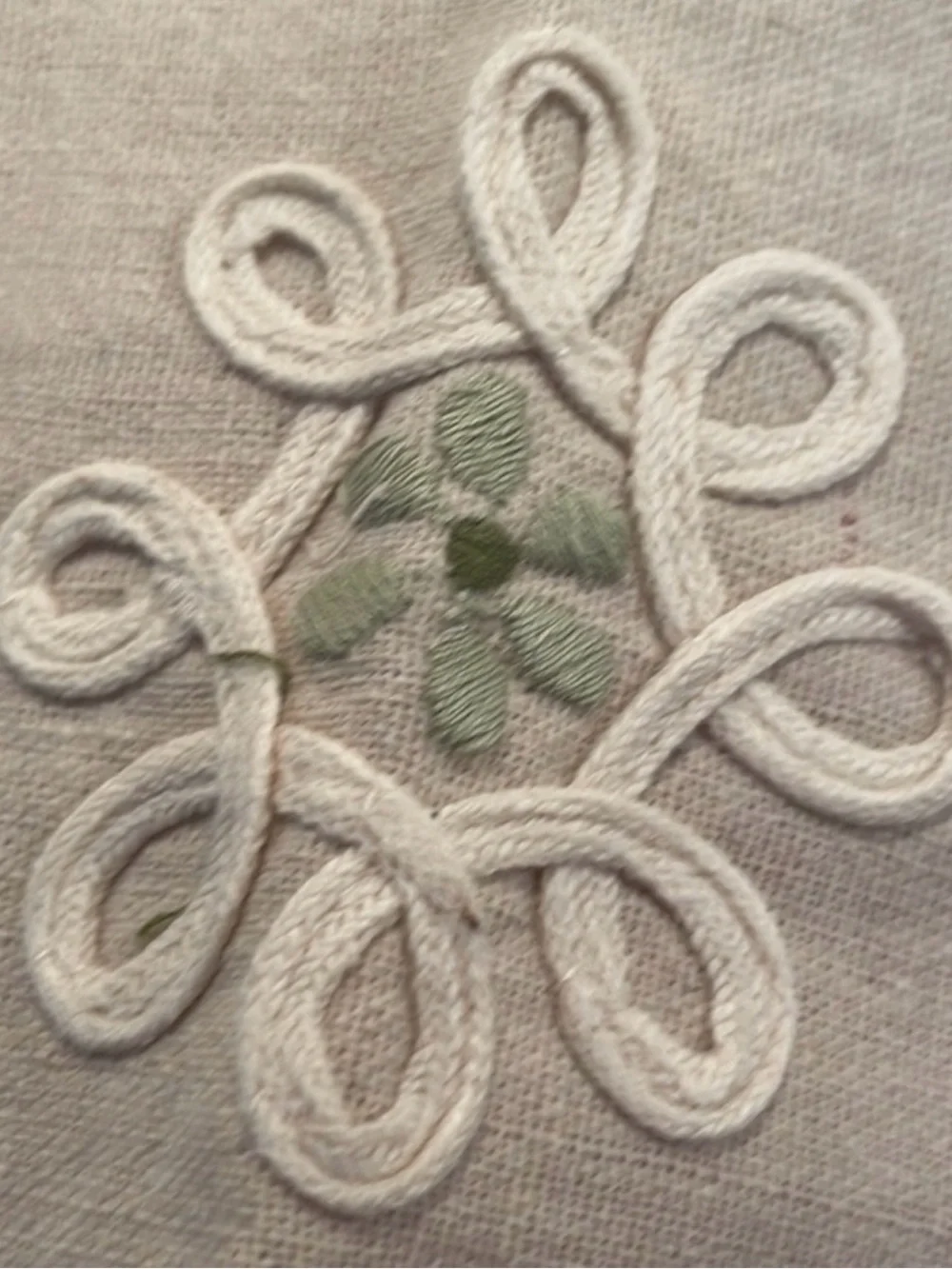 Embroidered Detail Linen Tablecloth 34”x34”